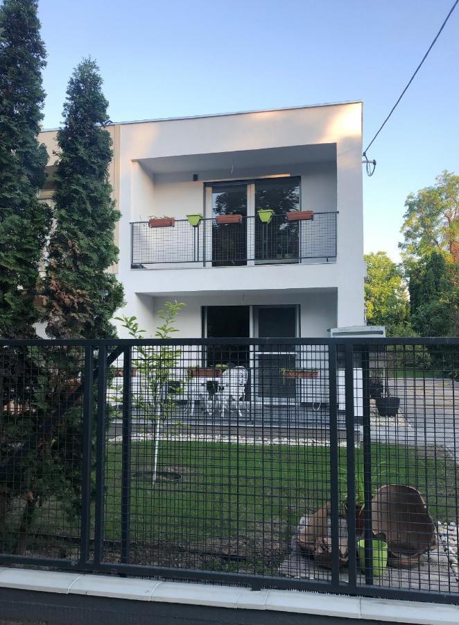 House For 6 Ppl At Lake Balaton Сиофок Екстериор снимка